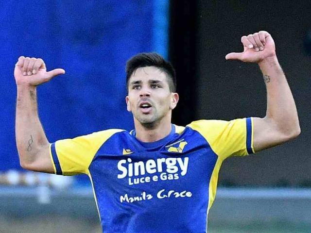 【人物】2场6球专杀强队！小西蒙尼终成球二代虎子？